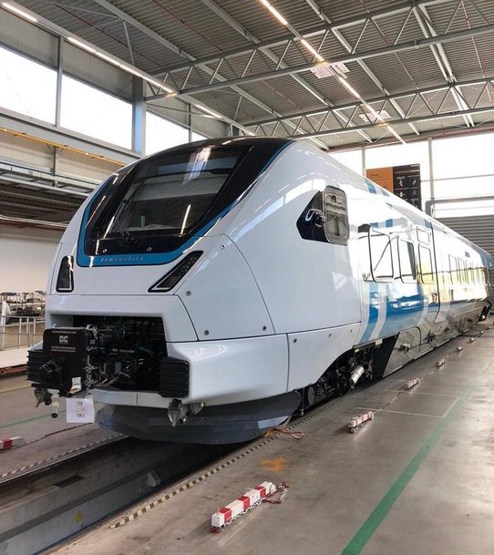 Bombardier completes first ZEFIRO Express train for Västtrafik